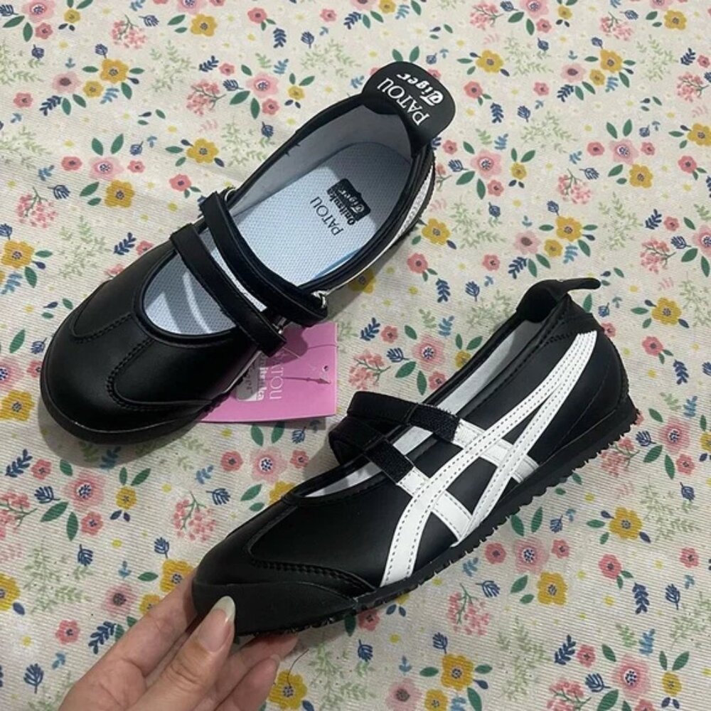 Onitsuka Tiger by Asics Black and White Flats